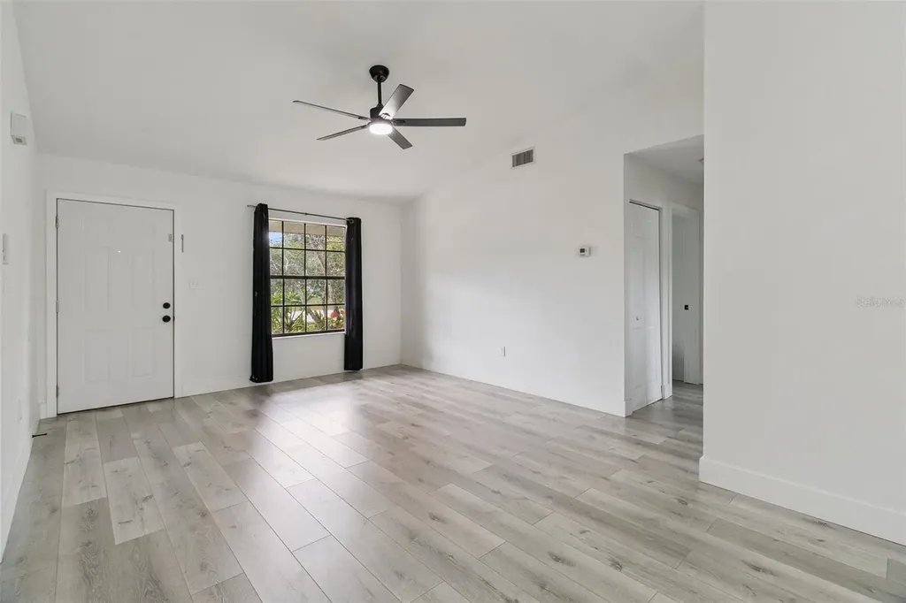 682 De Groodt Road SW Palm Bay FL 32908
