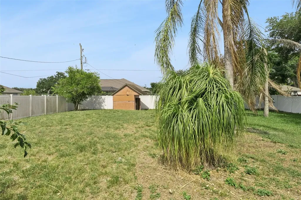 682 De Groodt Road SW Palm Bay FL 32908