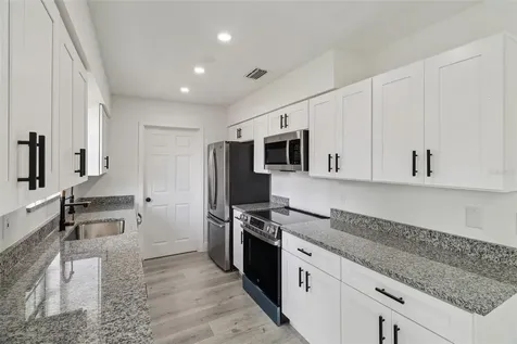 682 De Groodt Road SW Palm Bay FL 32908