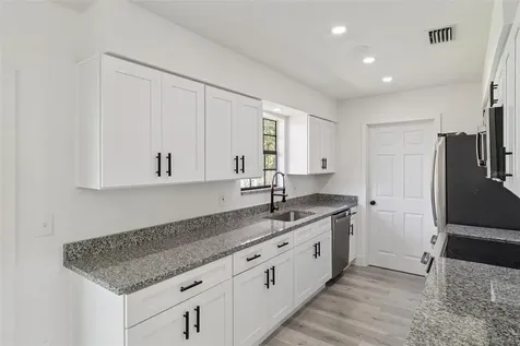 682 De Groodt Road SW Palm Bay FL 32908