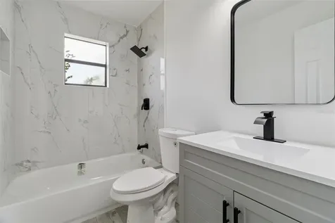 682 De Groodt Road SW Palm Bay FL 32908