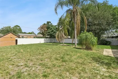 682 De Groodt Road SW Palm Bay FL 32908