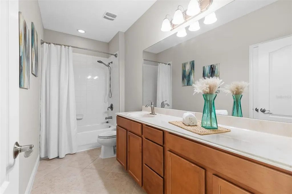 7938 Hampton Lake Drive Tampa FL 33647
