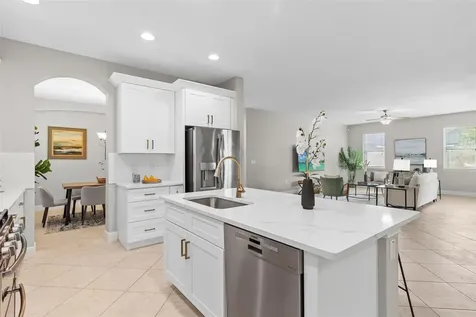 7938 Hampton Lake Drive Tampa FL 33647