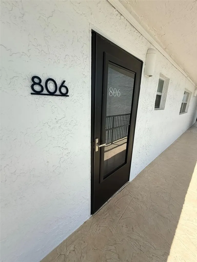 9393 Midnight Pass Road Sarasota FL 34242