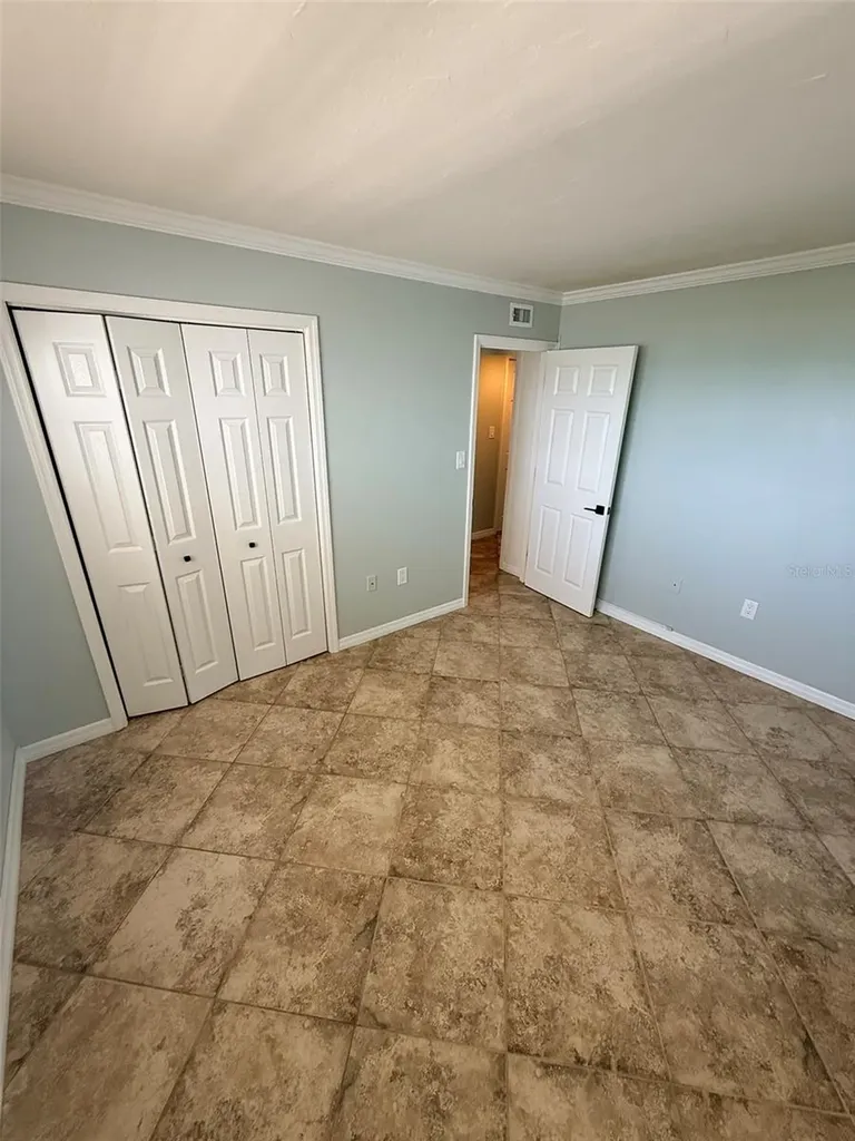 9393 Midnight Pass Road Sarasota FL 34242