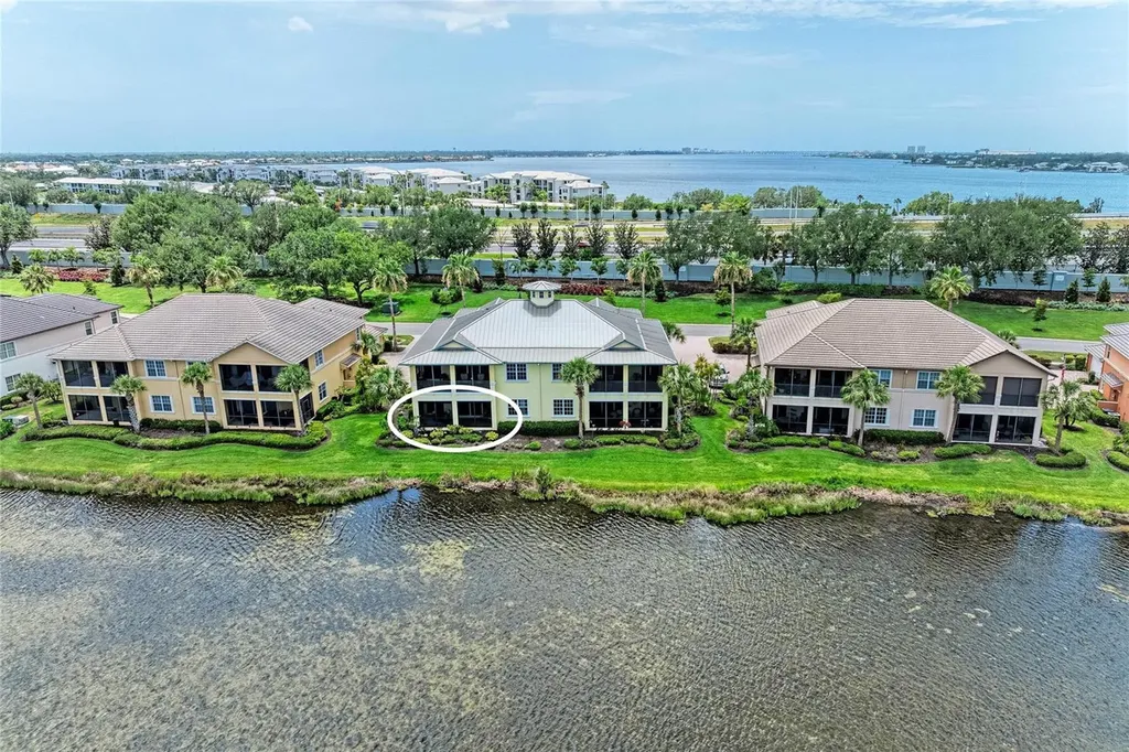 1121 Riverscape Street Bradenton FL 34208