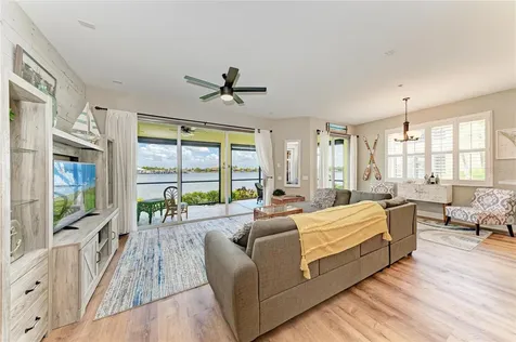 1121 Riverscape Street Bradenton FL 34208