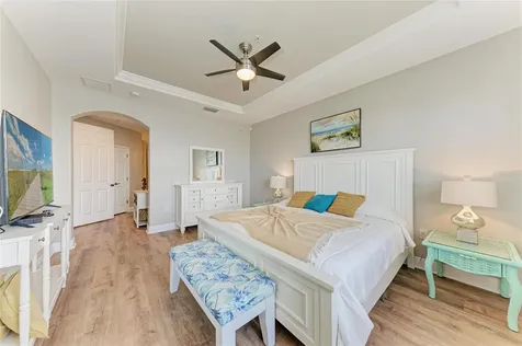 1121 Riverscape Street Bradenton FL 34208