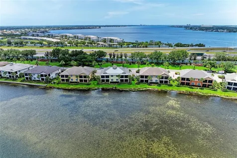 1121 Riverscape Street Bradenton FL 34208