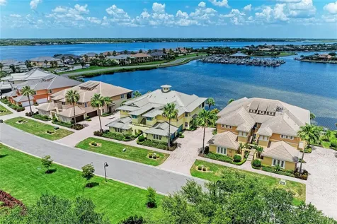 1121 Riverscape Street Bradenton FL 34208