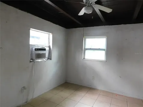 913 E 122nd Avenue Tampa FL 33612
