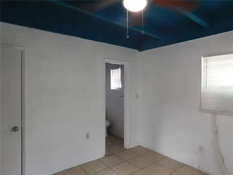 913 E 122nd Avenue Tampa FL 33612