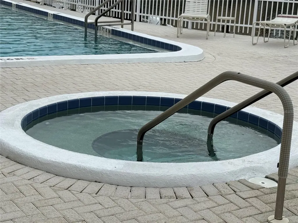 1250 N Portofino Drive Sarasota FL 34242