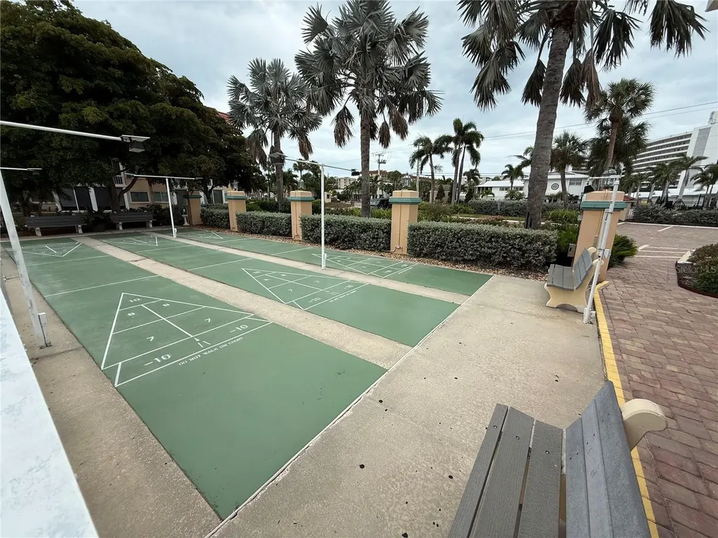 1250 N Portofino Drive Sarasota FL 34242