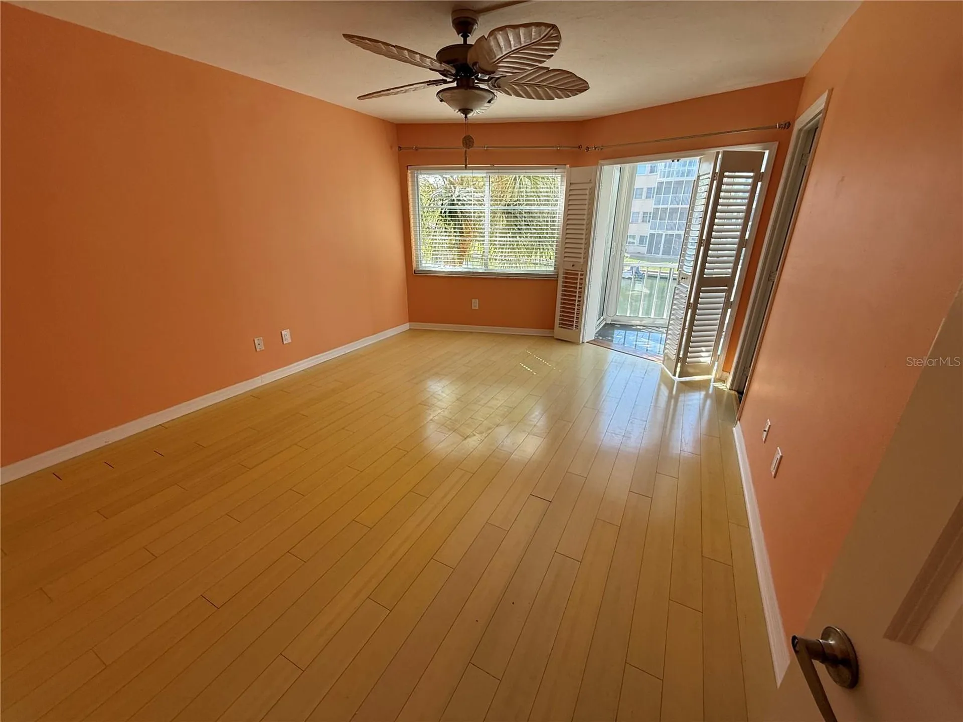 1250 N Portofino Drive Sarasota FL 34242