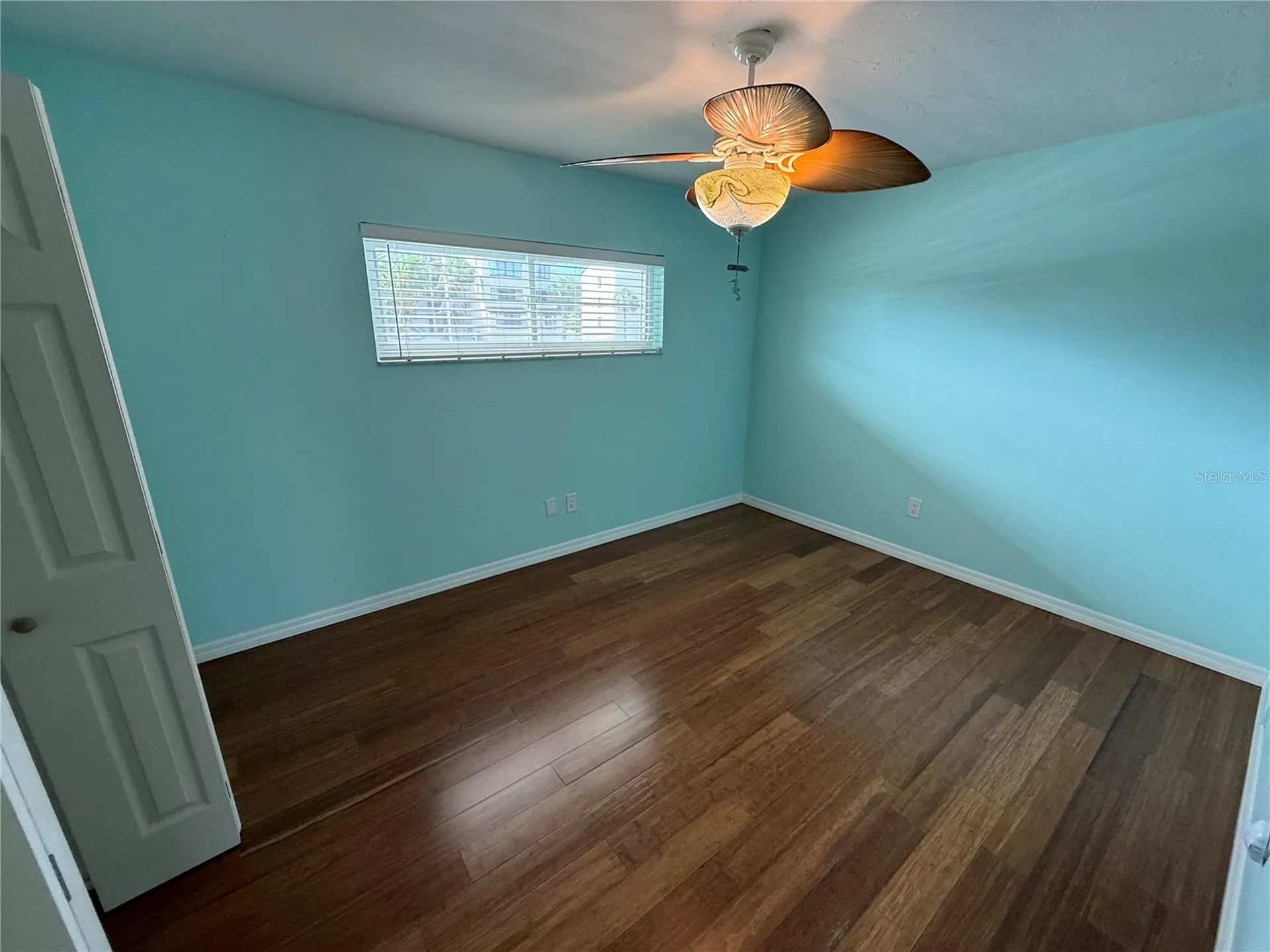 1250 N Portofino Drive Sarasota FL 34242