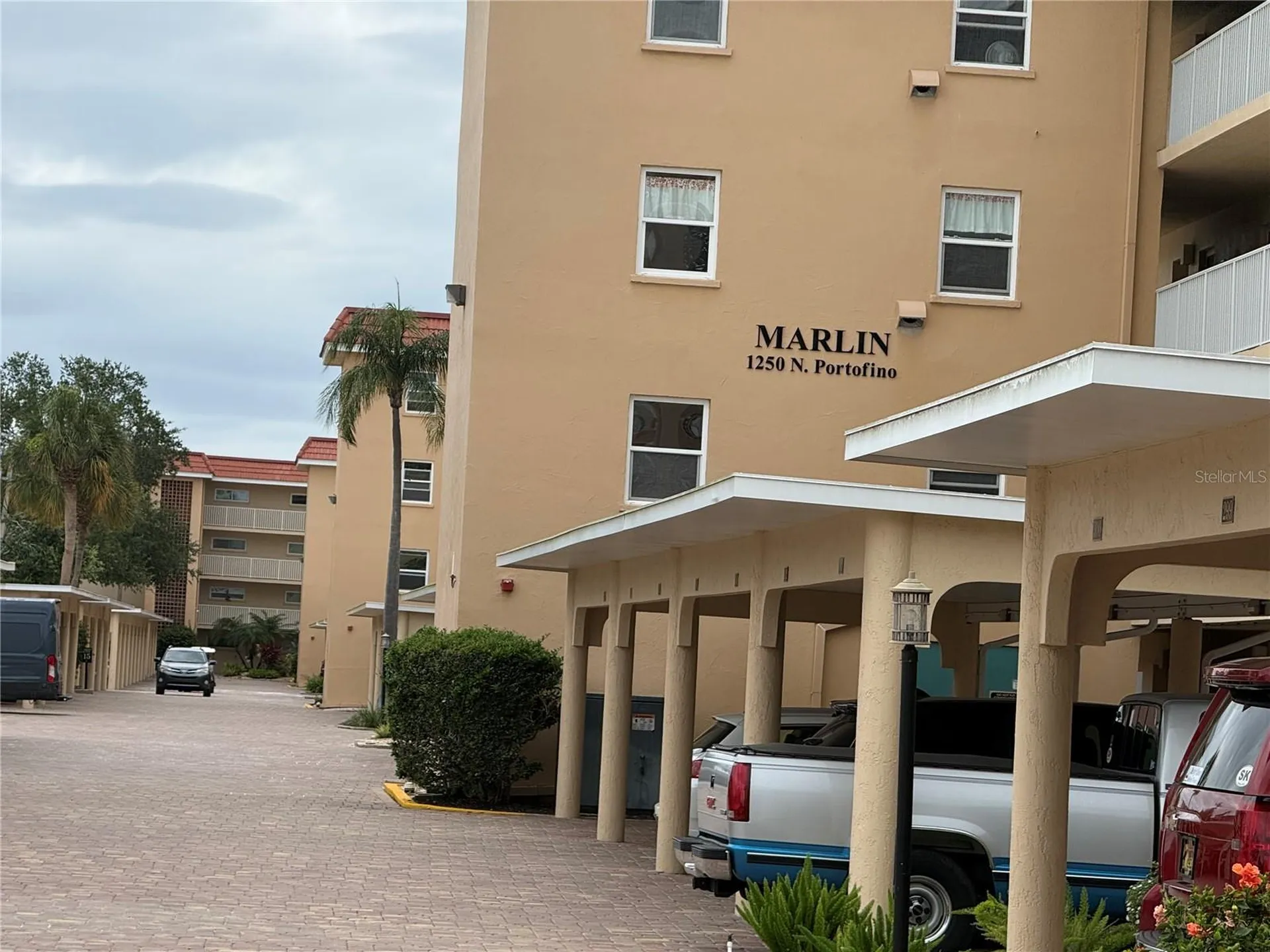 1250 N Portofino Drive Sarasota FL 34242