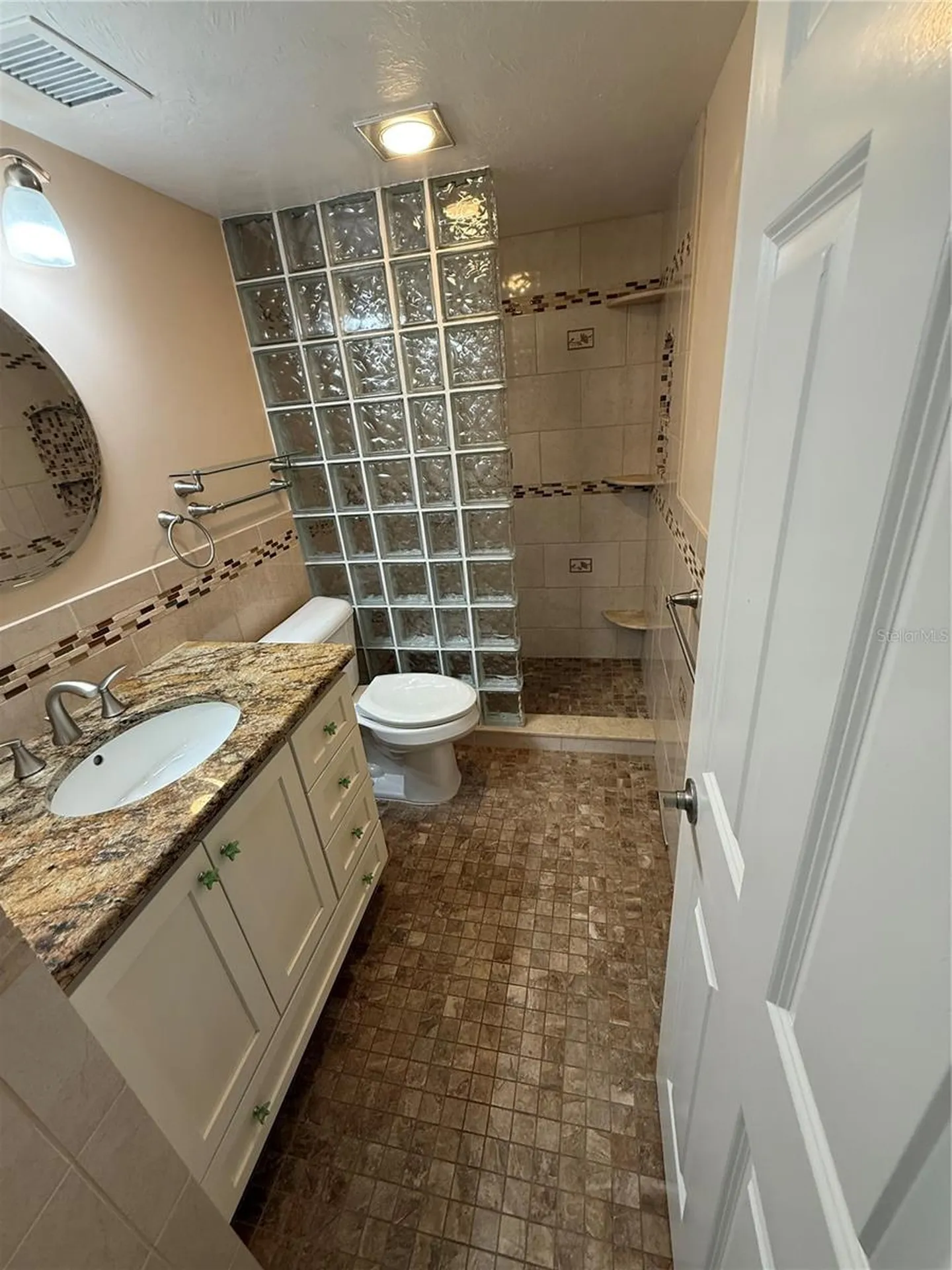 1250 N Portofino Drive Sarasota FL 34242