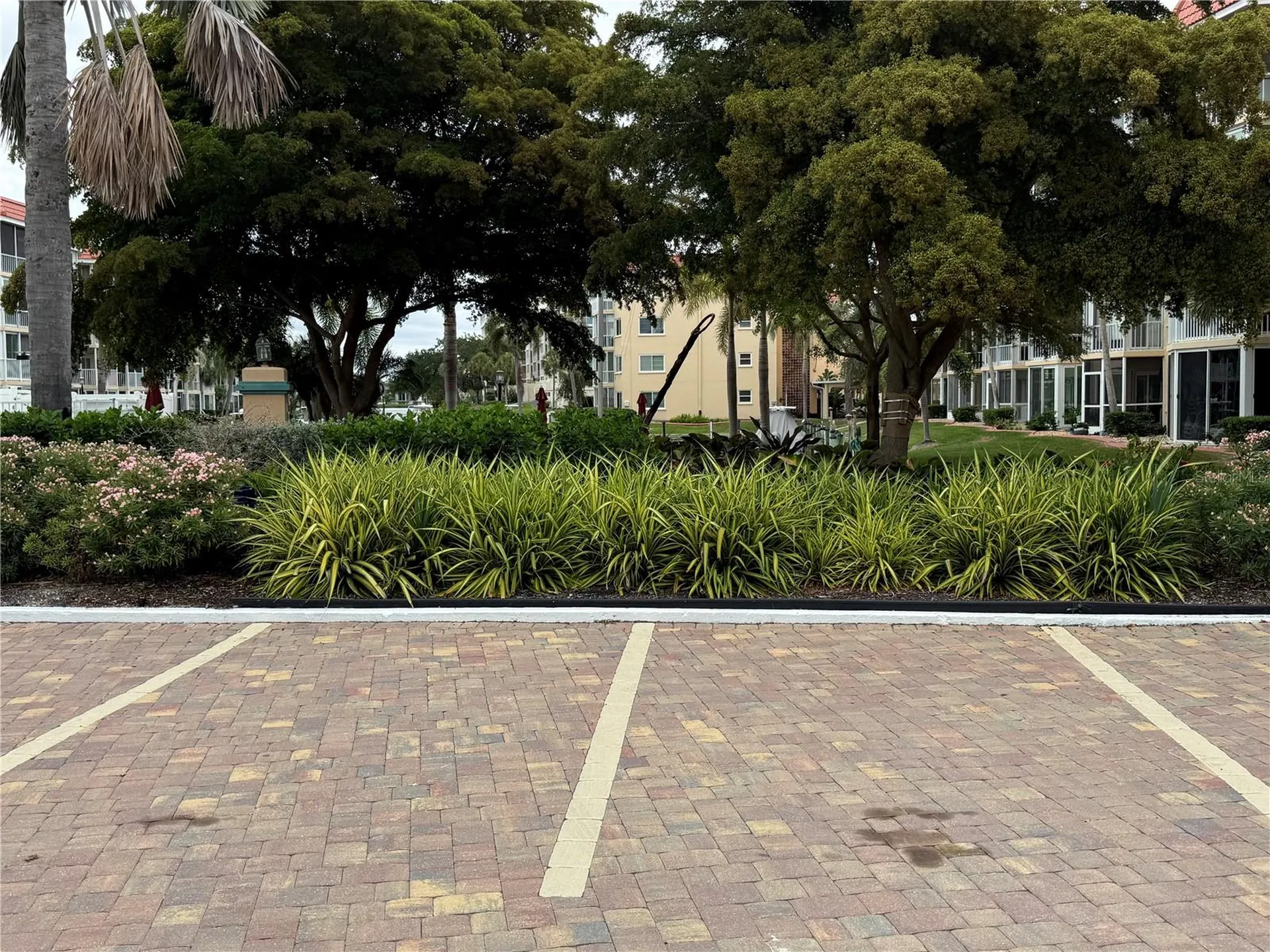 1250 N Portofino Drive Sarasota FL 34242