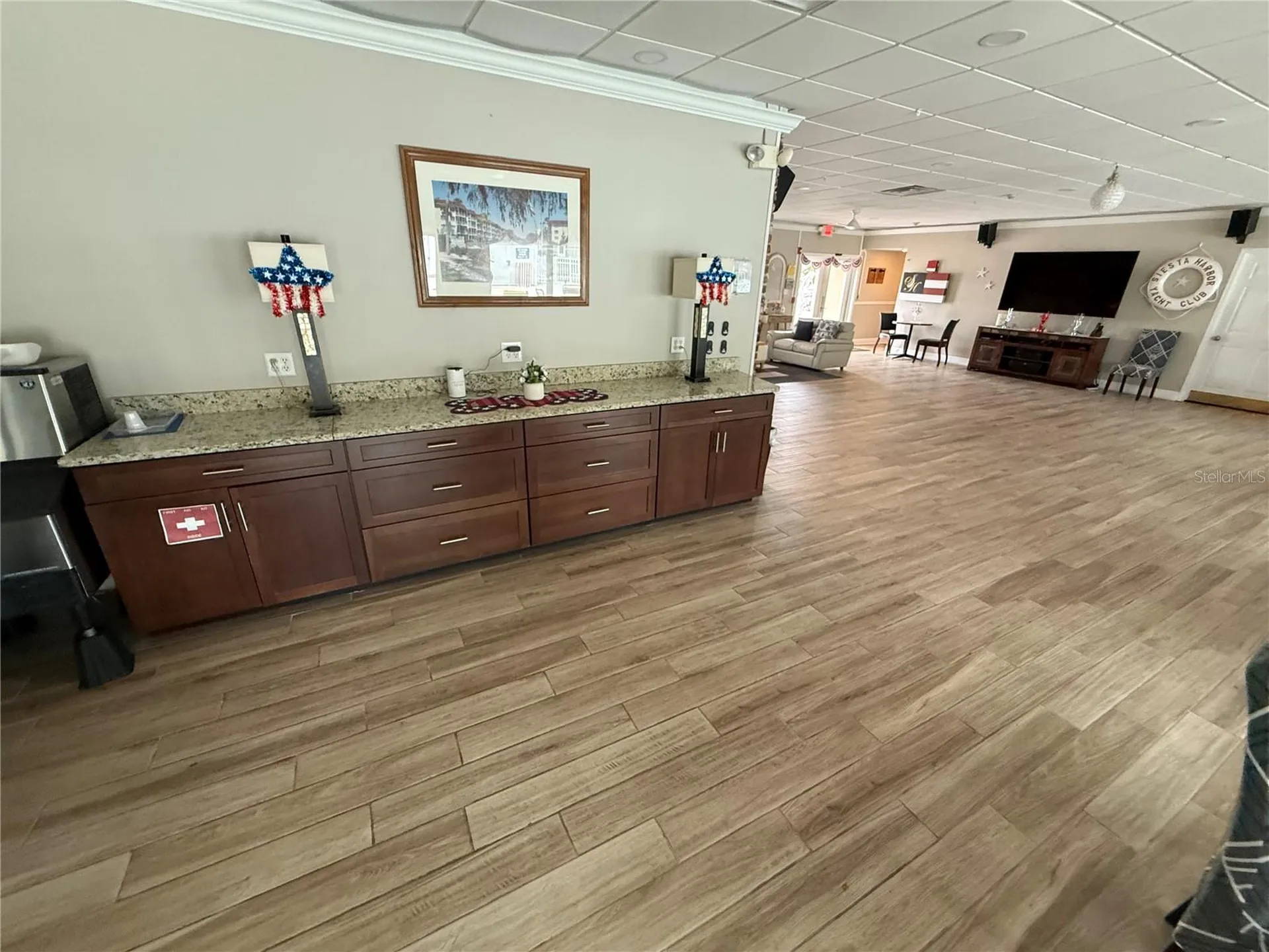 1250 N Portofino Drive Sarasota FL 34242