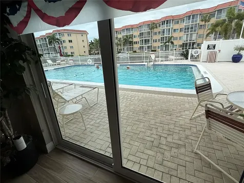 1250 N Portofino Drive Sarasota FL 34242