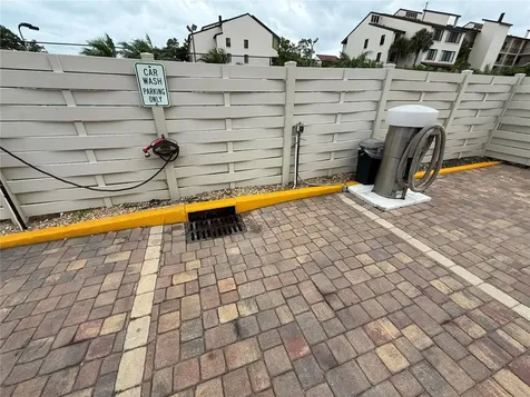 1250 N Portofino Drive Sarasota FL 34242