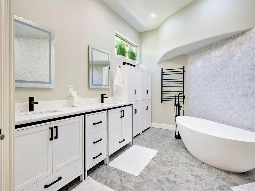5026 Hanging Moss Lane Sarasota FL 34238
