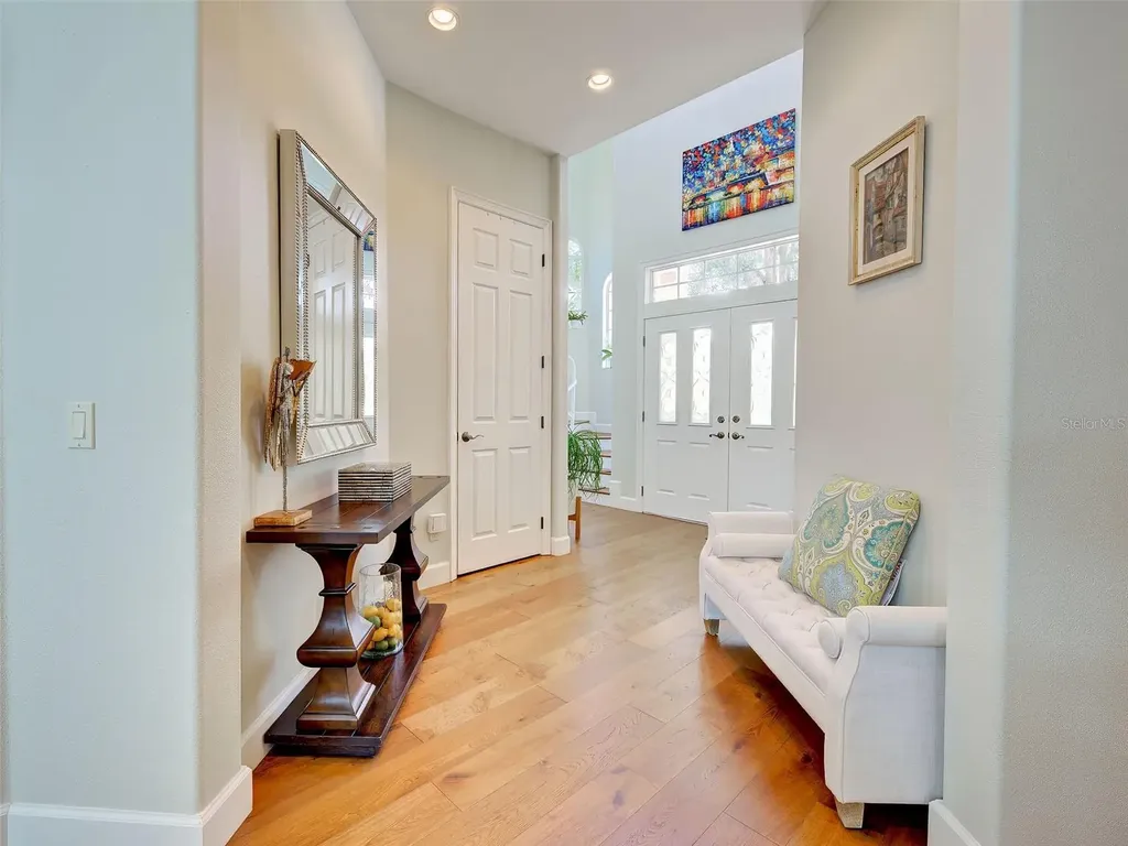 5026 Hanging Moss Lane Sarasota FL 34238