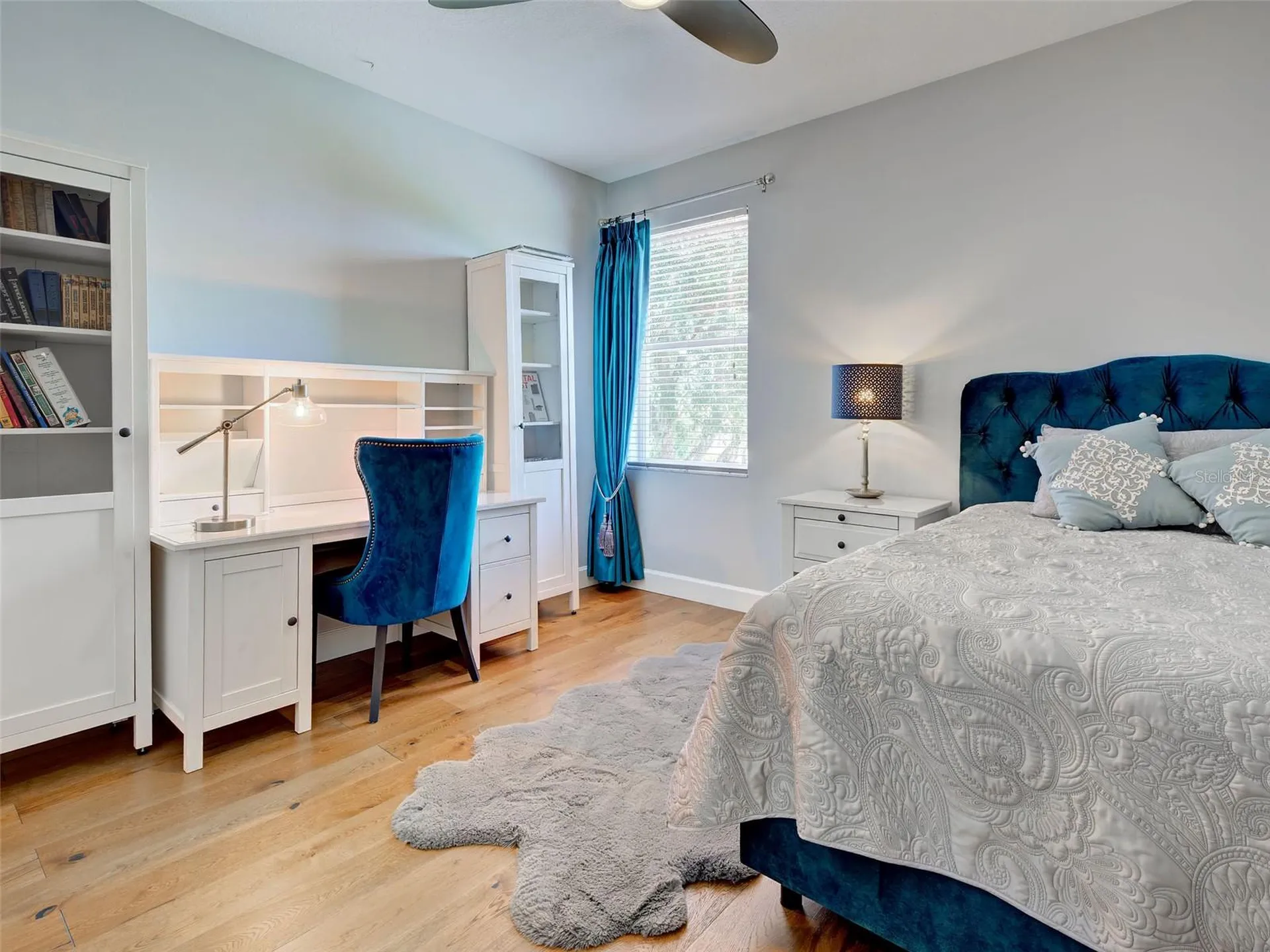 5026 Hanging Moss Lane Sarasota FL 34238