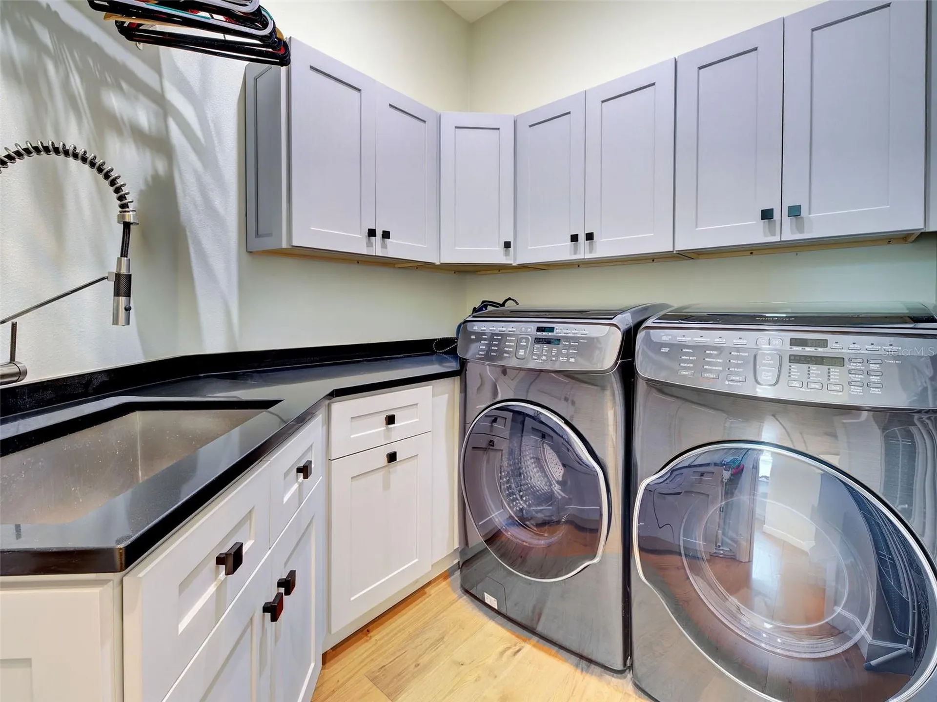 5026 Hanging Moss Lane Sarasota FL 34238