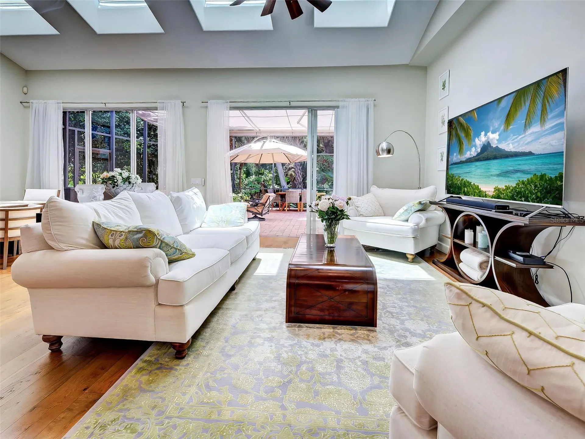 5026 Hanging Moss Lane Sarasota FL 34238
