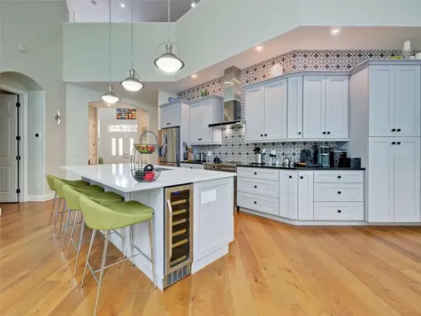 5026 Hanging Moss Lane Sarasota FL 34238