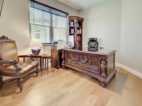 5026 Hanging Moss Lane Sarasota FL 34238