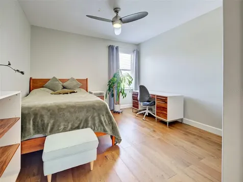 5026 Hanging Moss Lane Sarasota FL 34238