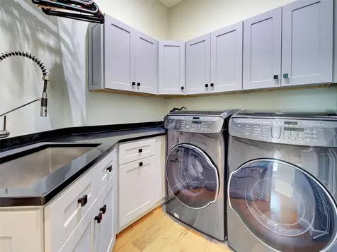 5026 Hanging Moss Lane Sarasota FL 34238