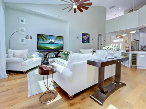 5026 Hanging Moss Lane Sarasota FL 34238