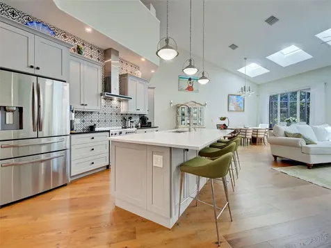 5026 Hanging Moss Lane Sarasota FL 34238