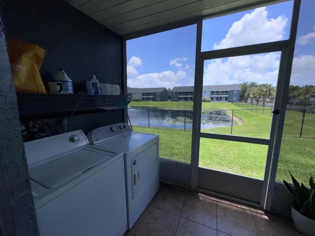 4252 Pershing Pointe Place Orlando FL 32822