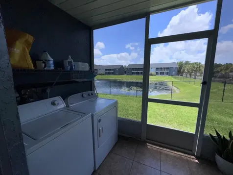 4252 Pershing Pointe Place Orlando FL 32822