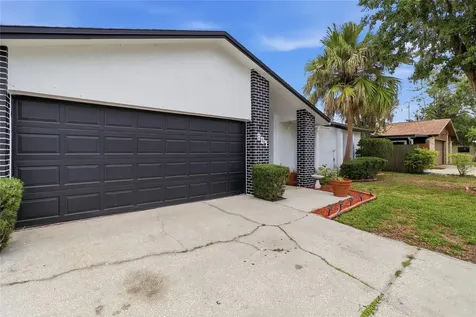 804 Centerwood Court Brandon FL 33511