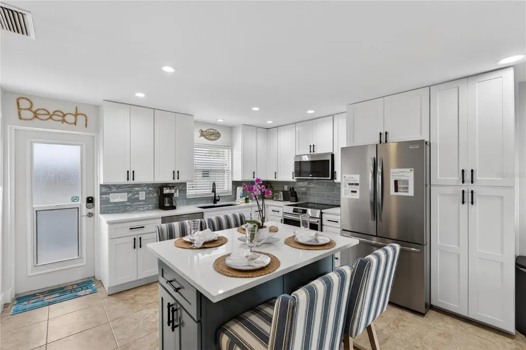 5830 Midnight Pass Road Sarasota FL 34242