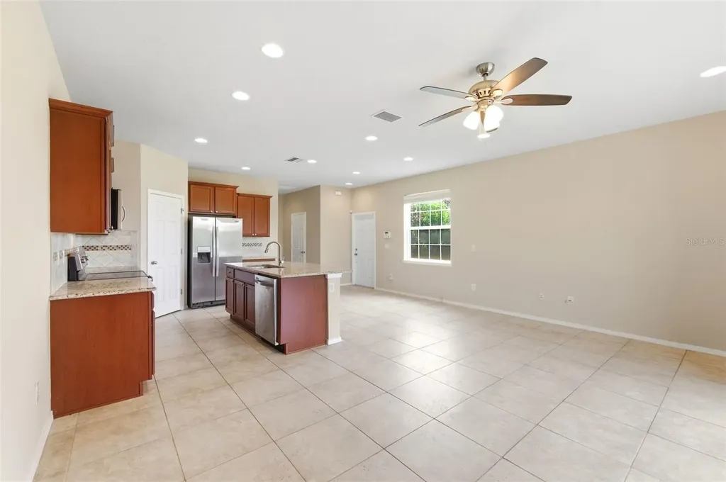 8961 Turnstone Haven Place Tampa FL 33619
