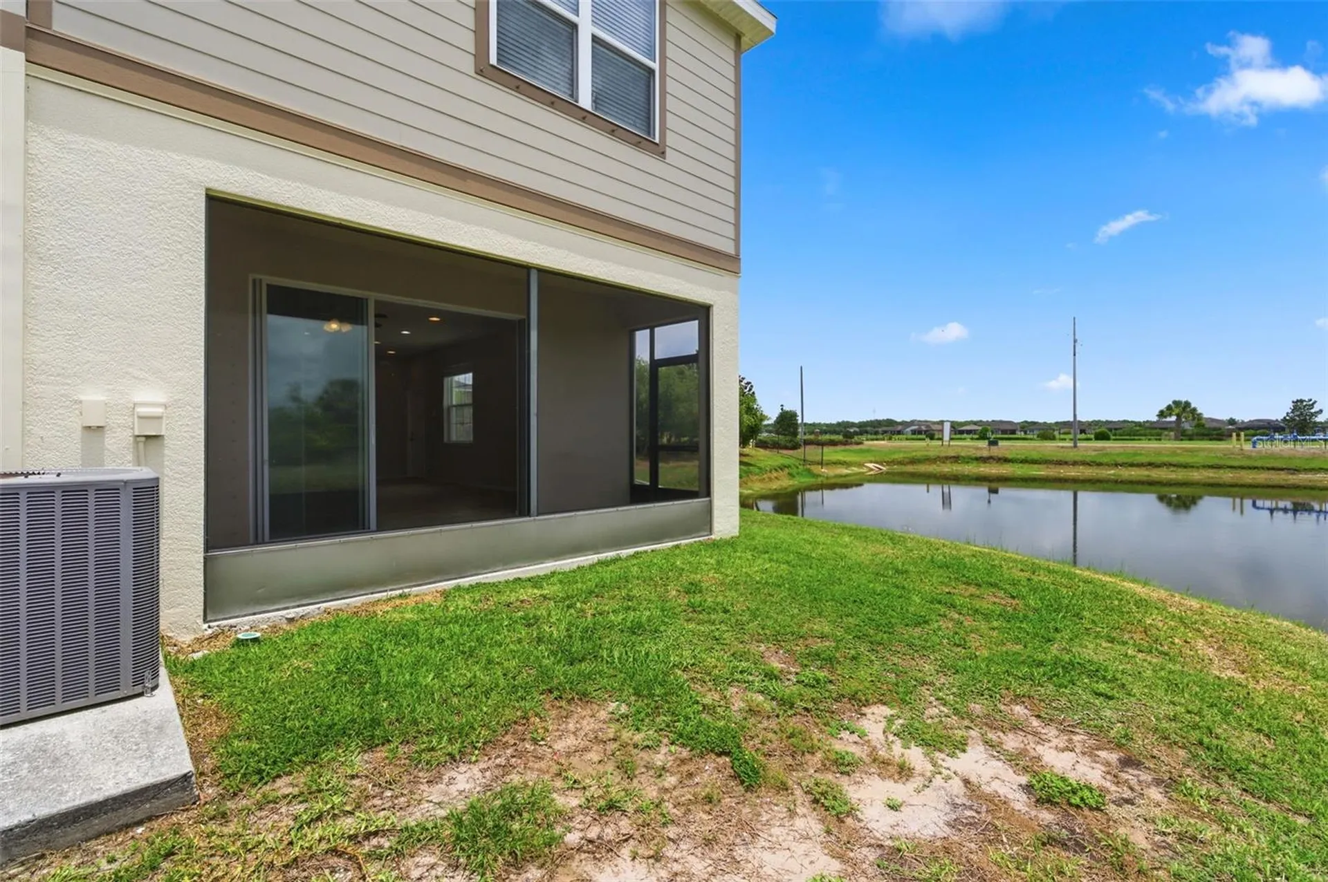 8961 Turnstone Haven Place Tampa FL 33619