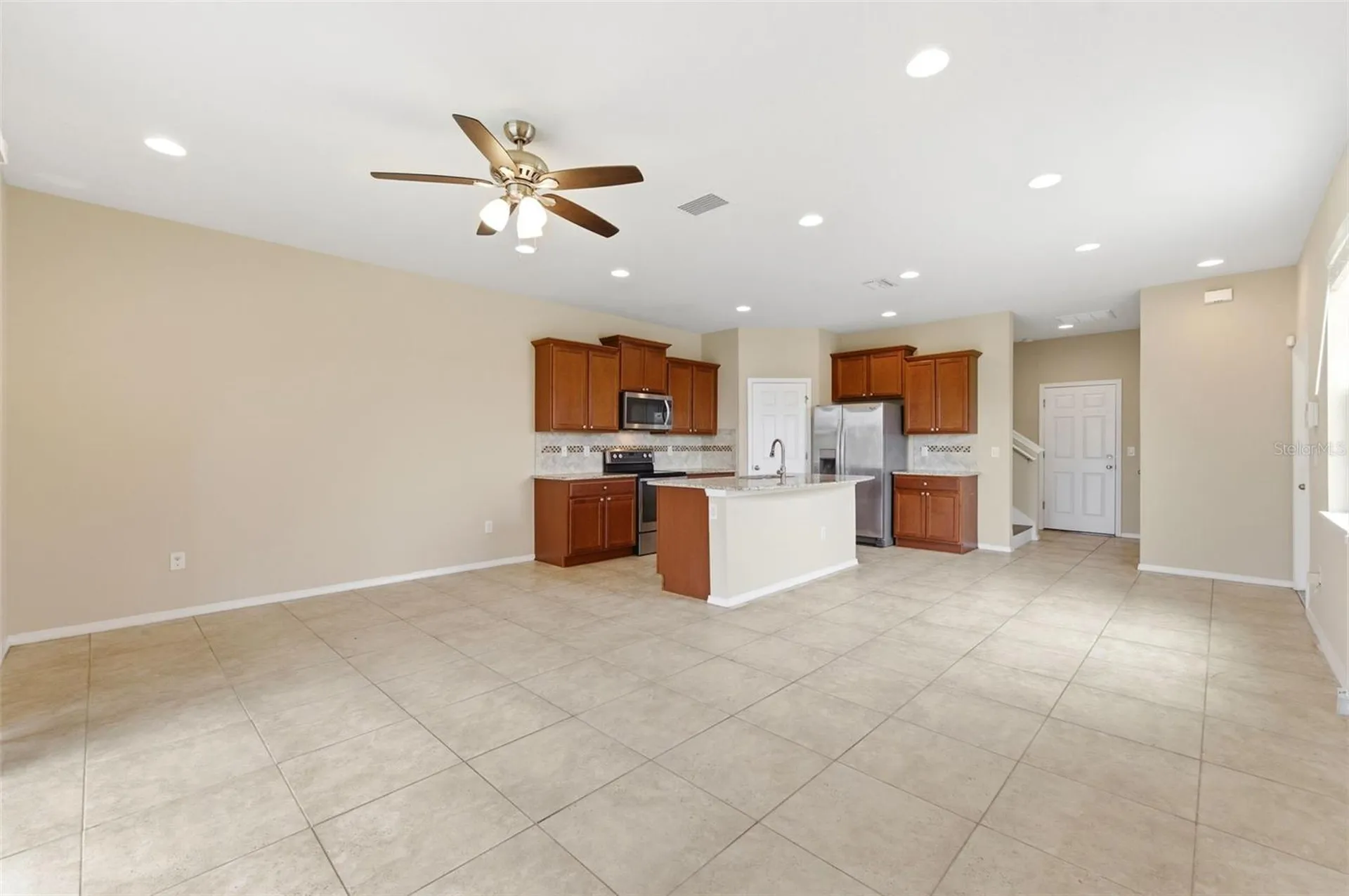 8961 Turnstone Haven Place Tampa FL 33619
