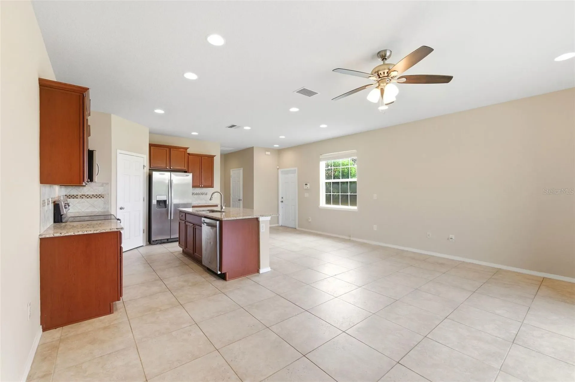 8961 Turnstone Haven Place Tampa FL 33619