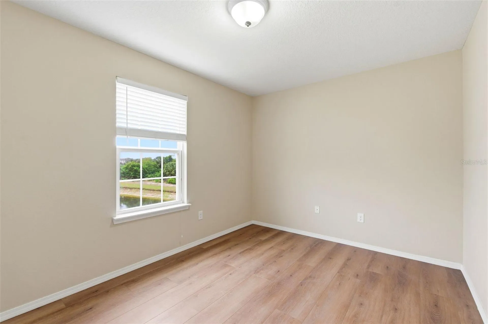 8961 Turnstone Haven Place Tampa FL 33619
