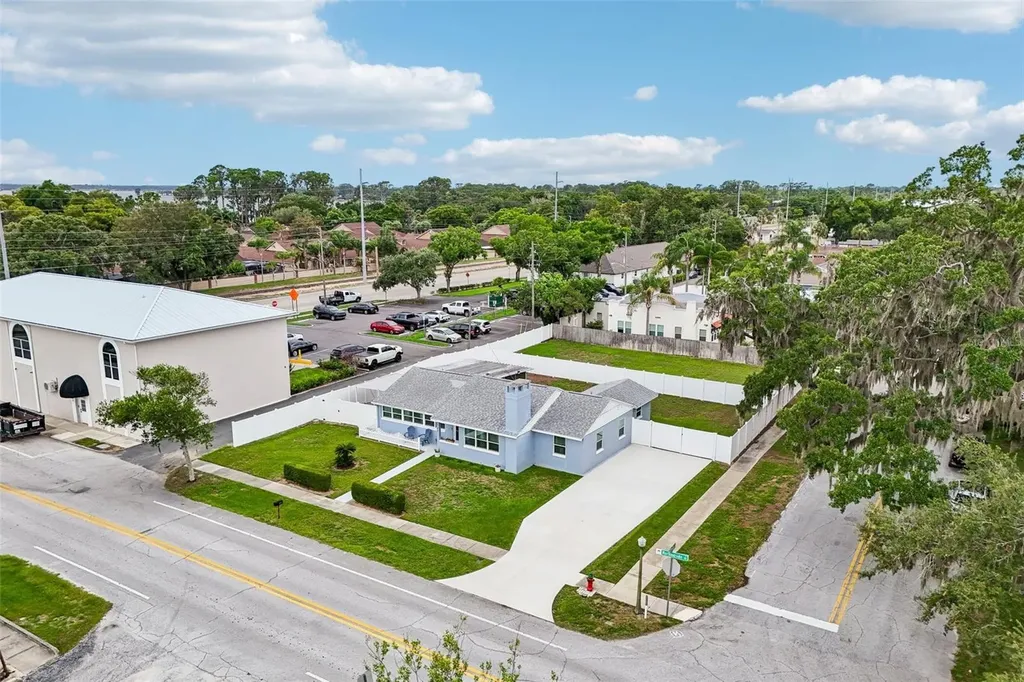 1211 Morningside Drive Mount Dora FL 32757