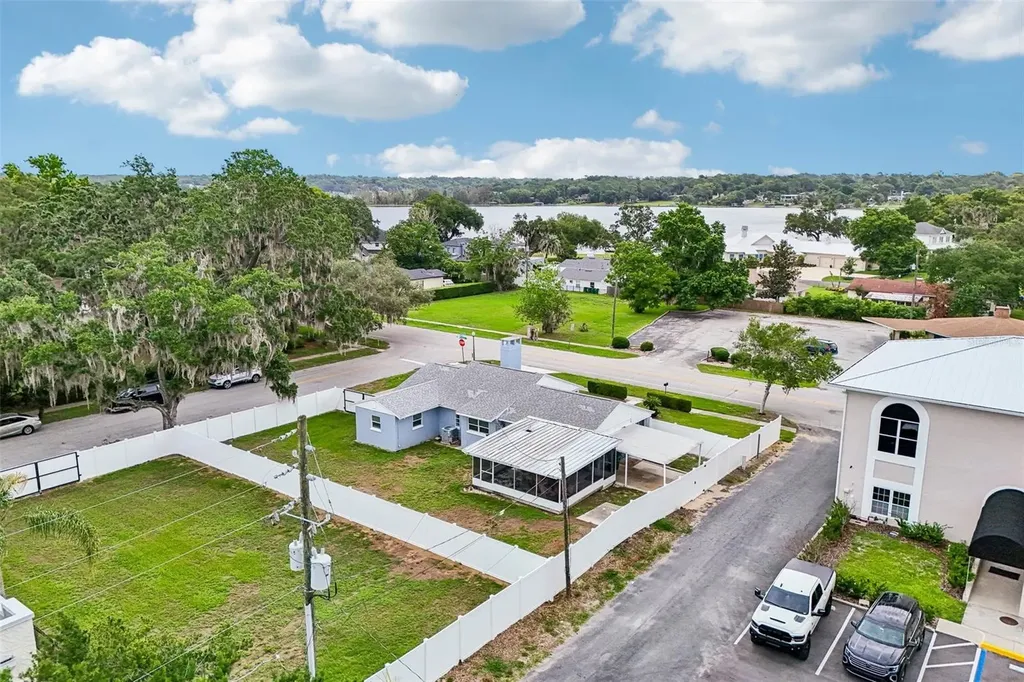 1211 Morningside Drive Mount Dora FL 32757
