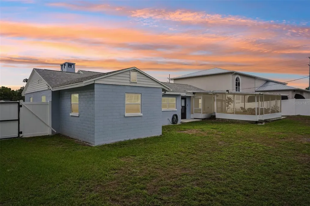 1211 Morningside Drive Mount Dora FL 32757